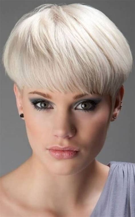 coiffure femme coupe boule|Coupe de cheveux boule pour femme : Idées de。